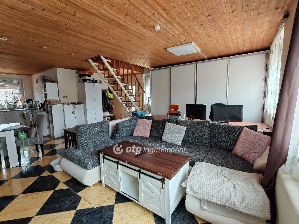 Eladó Ház, Szigethalom