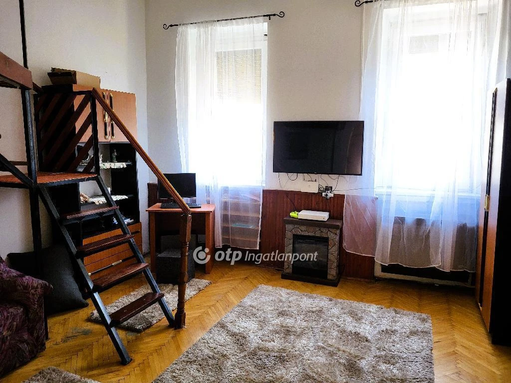 c3-1-name c2-5-name, Budapest XX. kerület