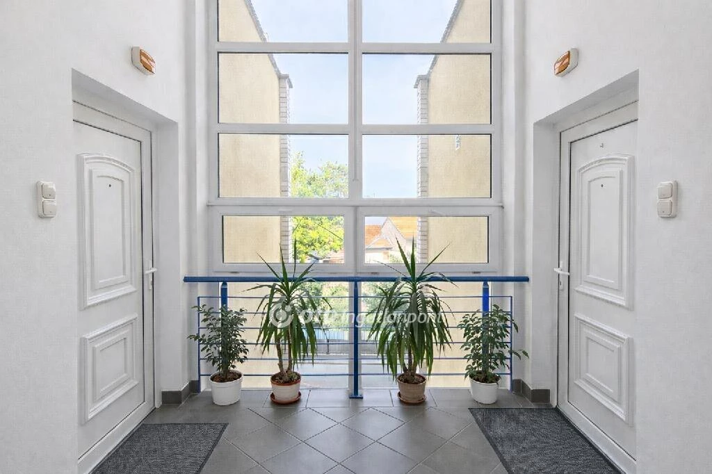 Eladó Lakás, Szigetszentmiklós