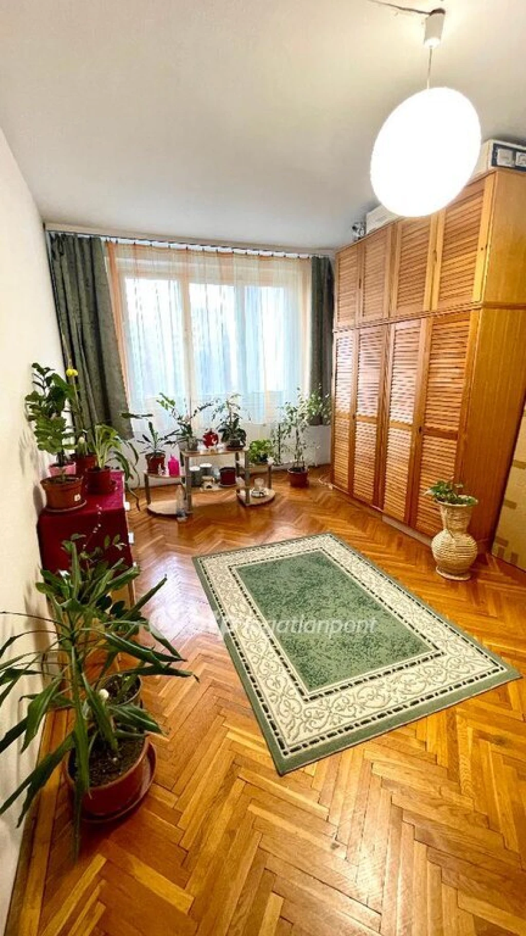 Eladó Lakás, Budapest 3. ker.