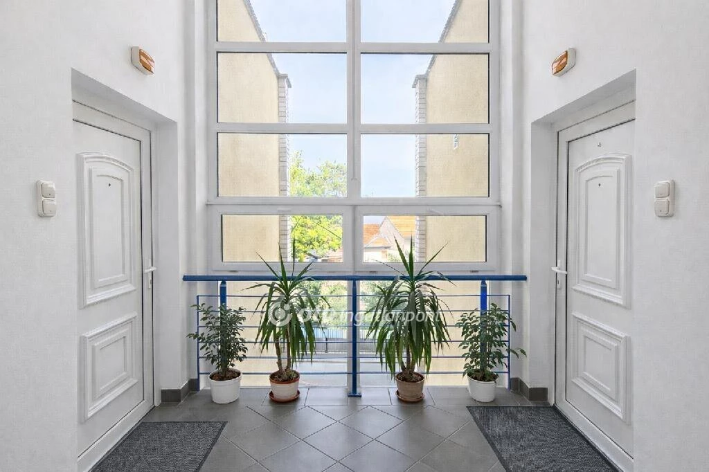 Eladó Lakás, Szigetszentmiklós