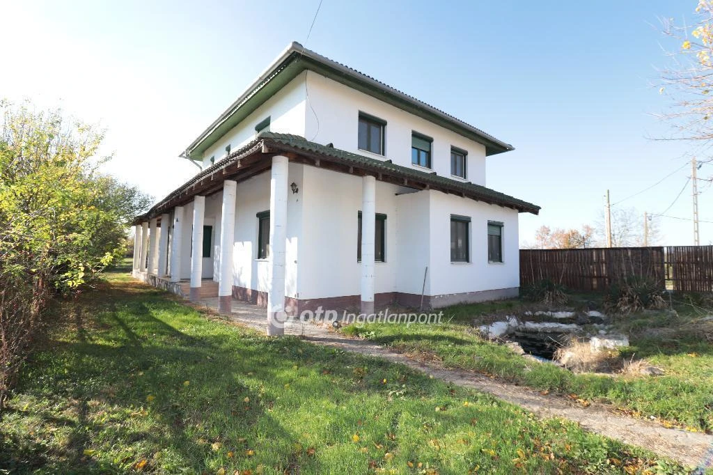 Eladó Ház, Ráckeve