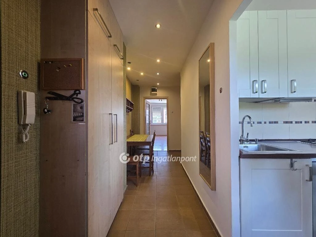 Eladó Lakás, Budapest 8. ker.