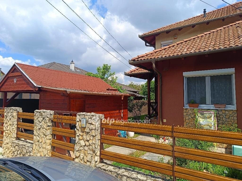 Eladó Ház, Gyál