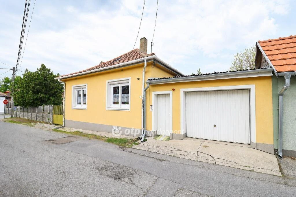 Eladó Ház, Ráckeve