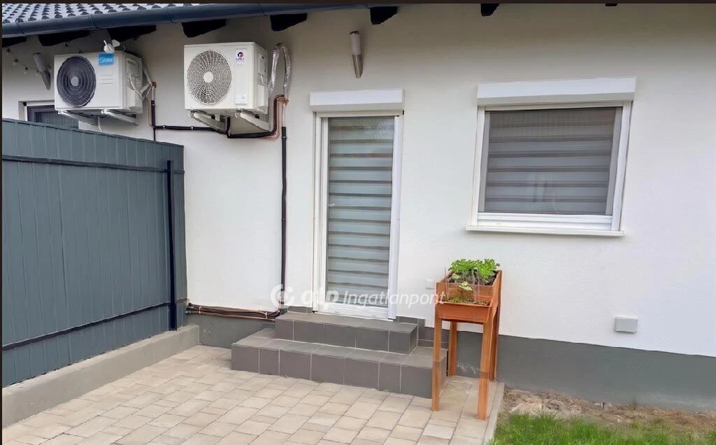 Eladó Lakás, Dunavarsány