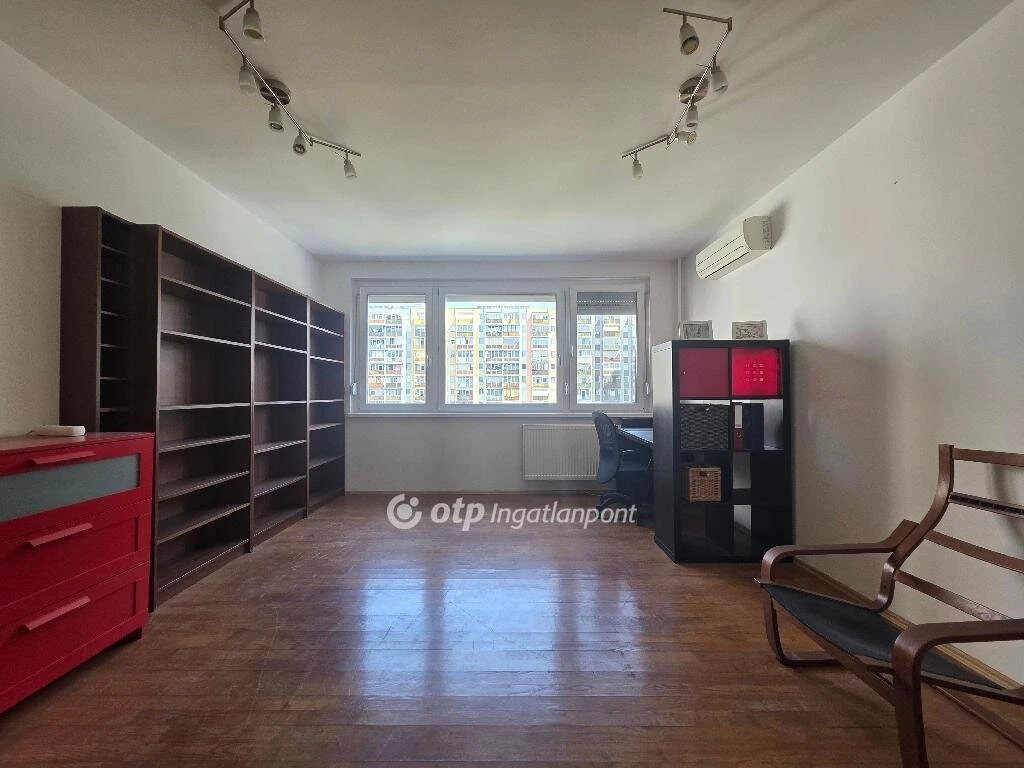 Eladó Lakás, Budapest 8. ker.