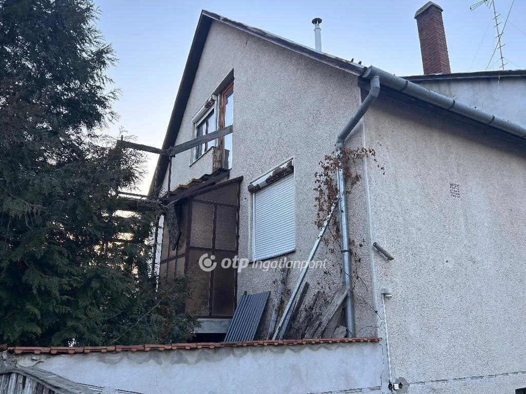 Eladó Ház, Göd