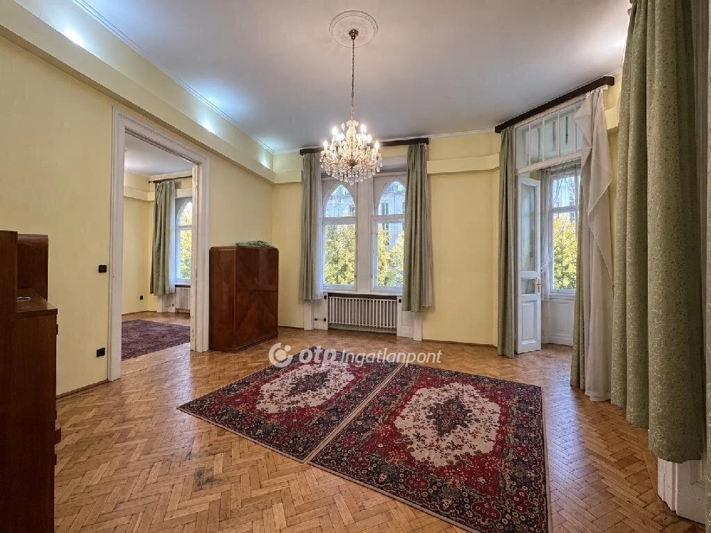 Eladó Lakás, Budapest 8. ker.