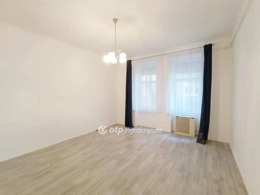 Eladó Lakás, Budapest 8. ker.