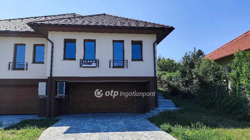 For sale semi-detached house, Veszprém, Egyetemváros