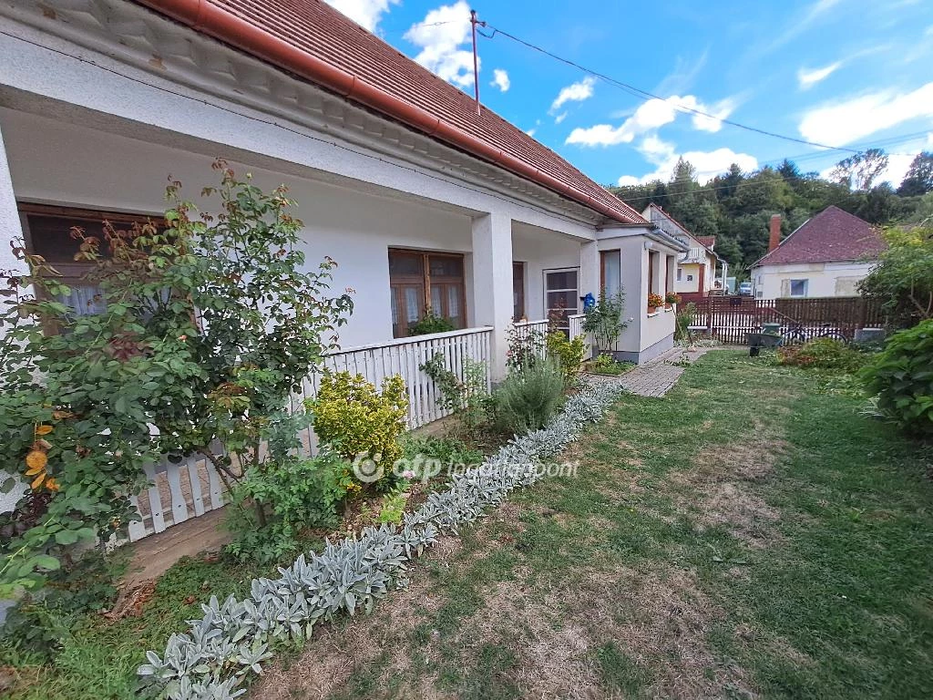 For sale house, Bakonybél, Központ