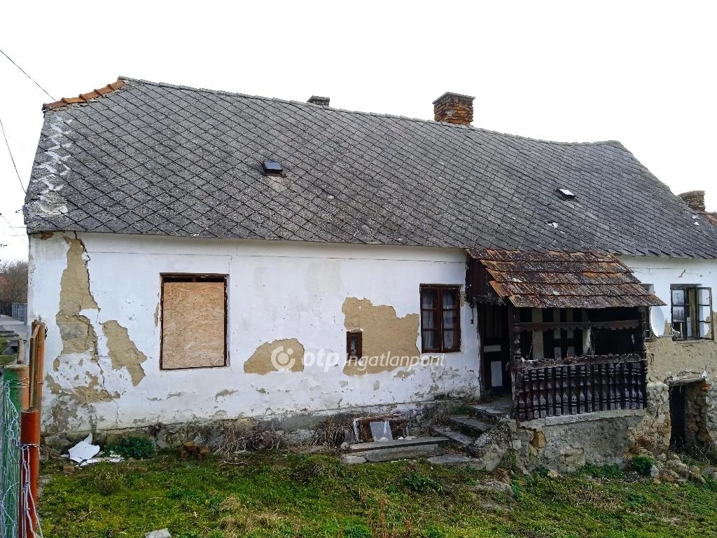 For sale house, Városlőd, központi