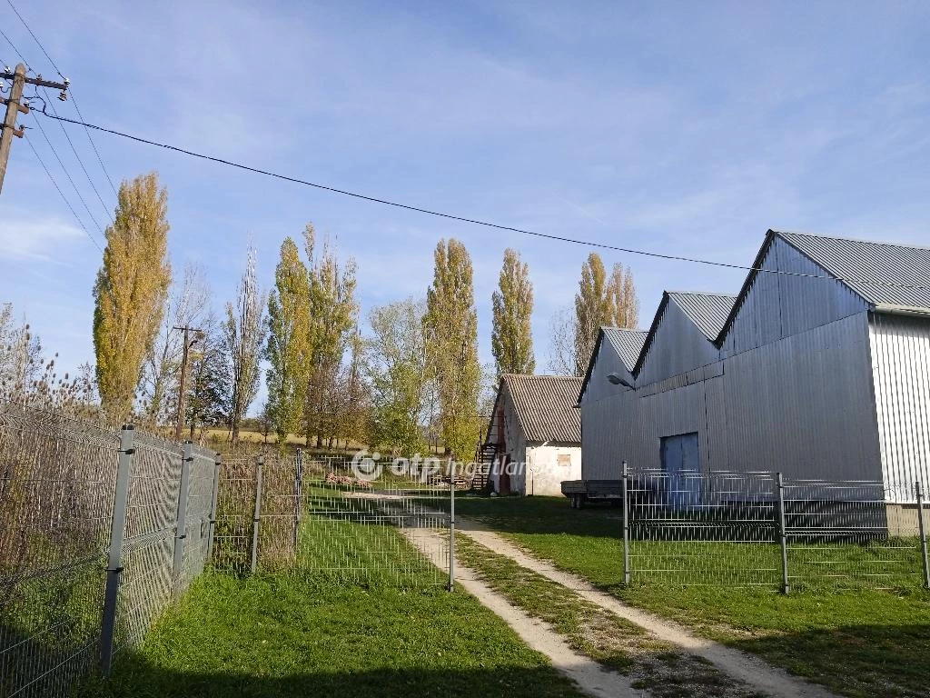 For sale building plot, Bakonynána, csendes