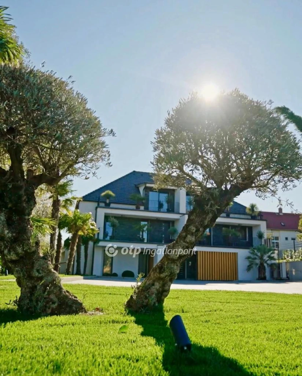 c3-1-name c2-19-name, Nemesvámos, Nemesvámos