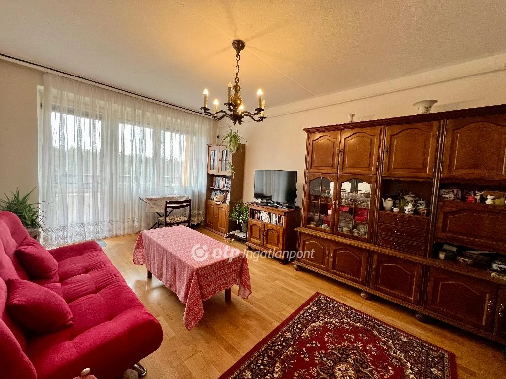 For sale panel flat, Veszprém, Cholnoky