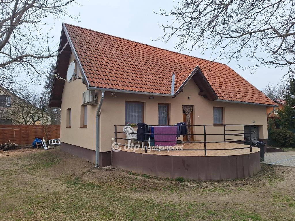 Eladó családi ház, Balatonkenese, Újtelep