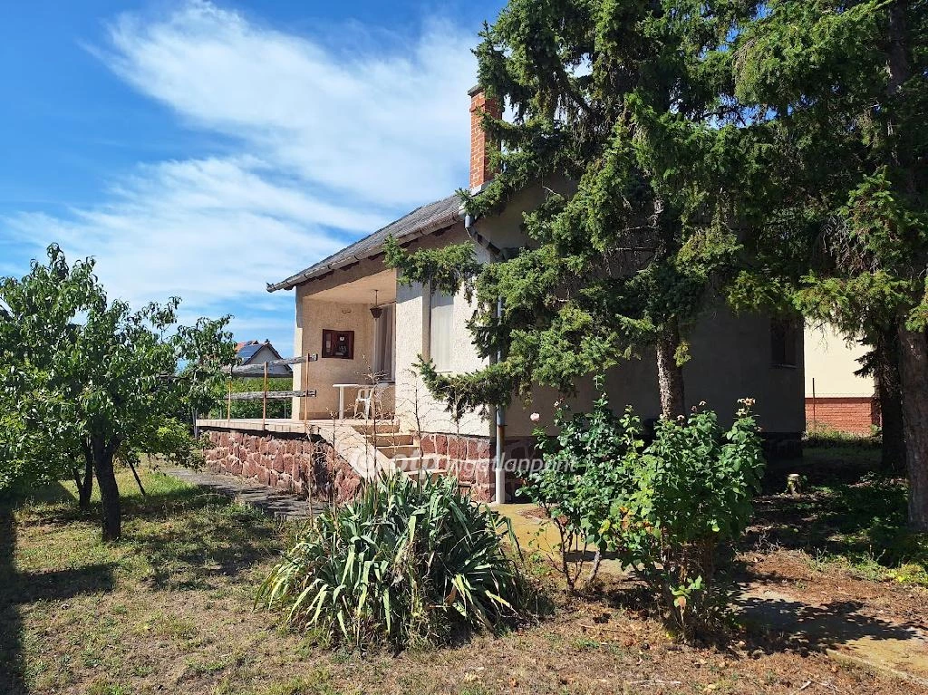 Eladó üdülő, nyaraló, Alsóörs, Vadtelep