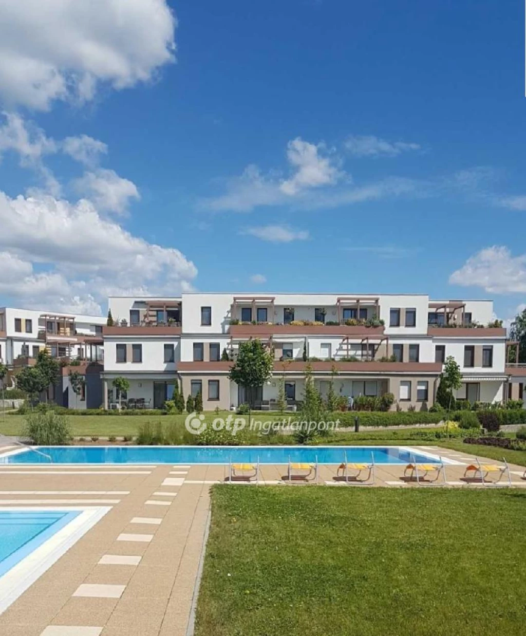 c3-1-name c2-19-name, Balatonalmádi, Csendes