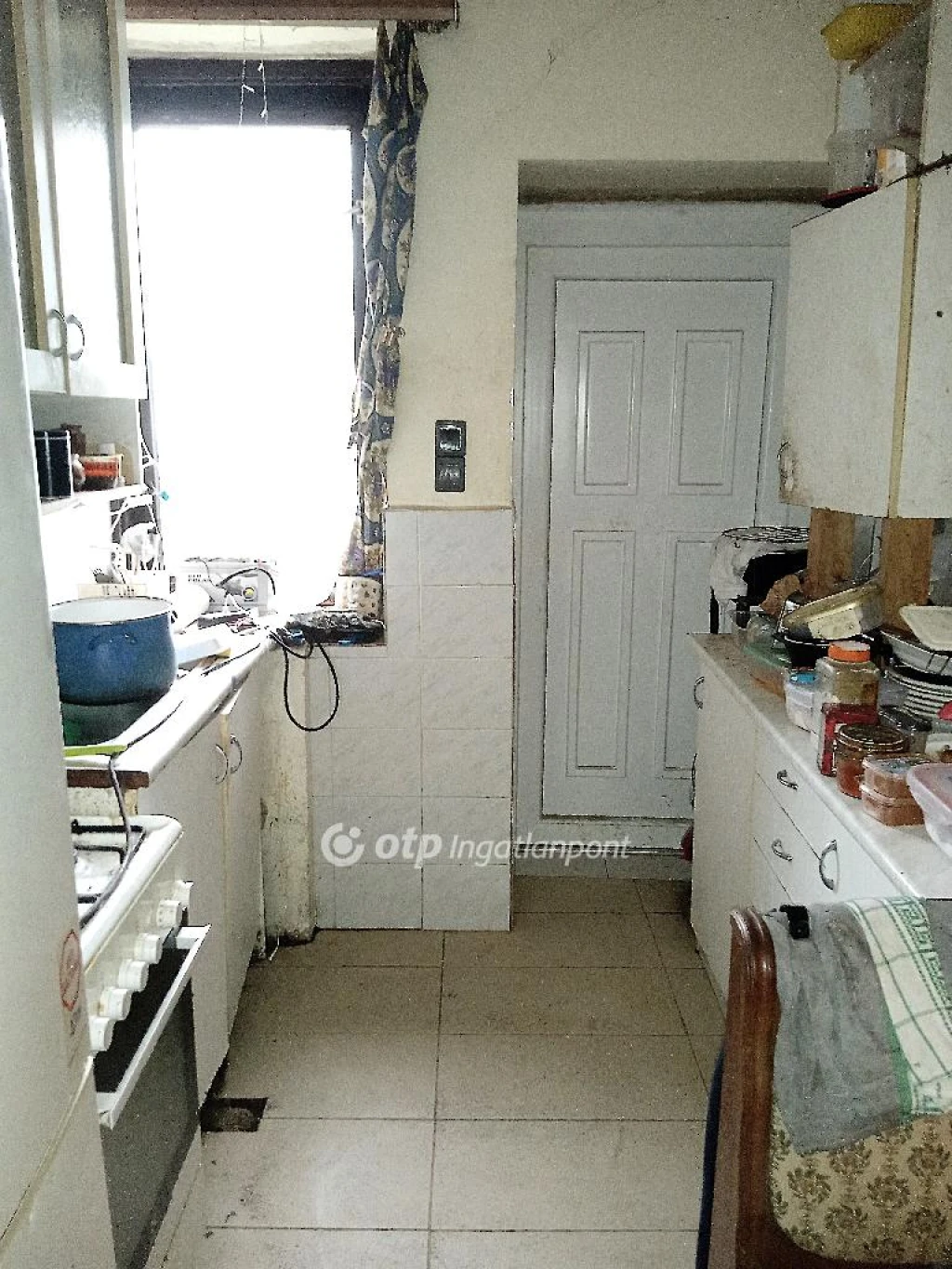 c3-1-name c2-19-name, Ajka, Külvárosi