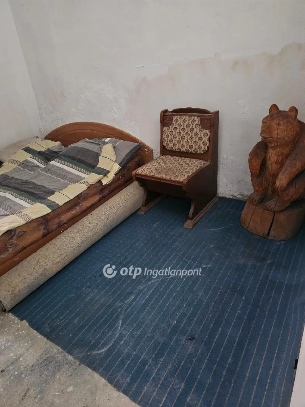 Eladó téglalakás, Ajka, Külvárosi