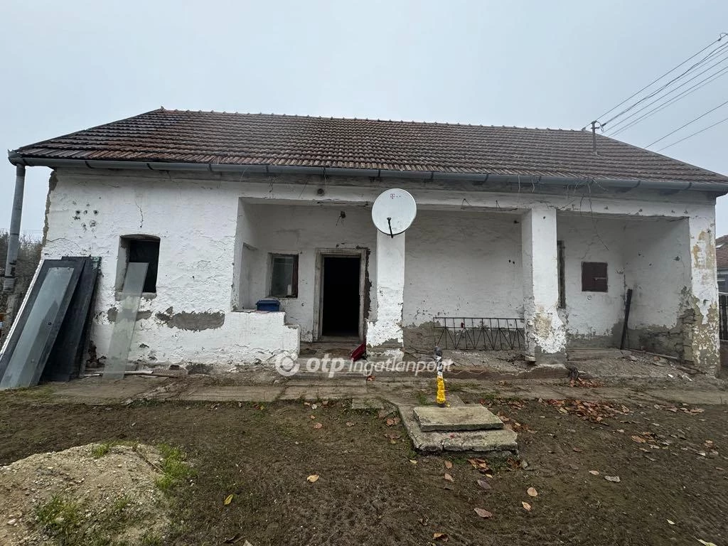 For sale house, Hosszúpályi, Központ közeli