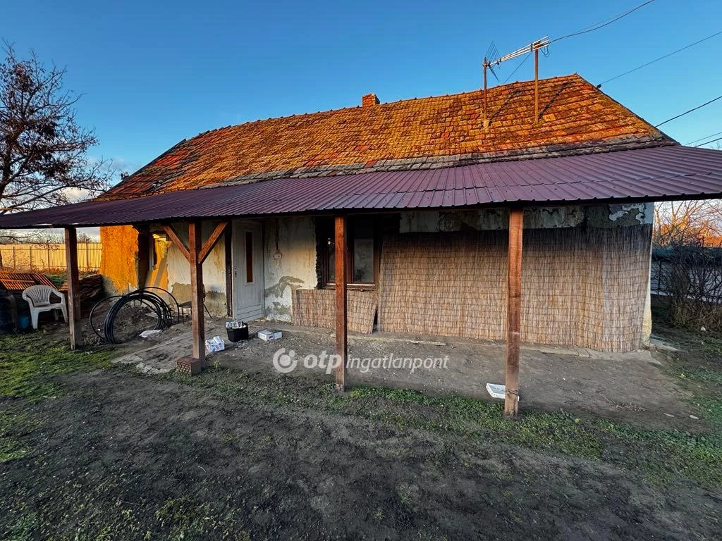 For sale house, Hajdúbagos, Posta közeli