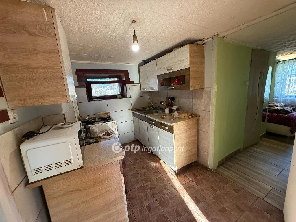 Eladó családi ház, Debrecen, Méhész-kert