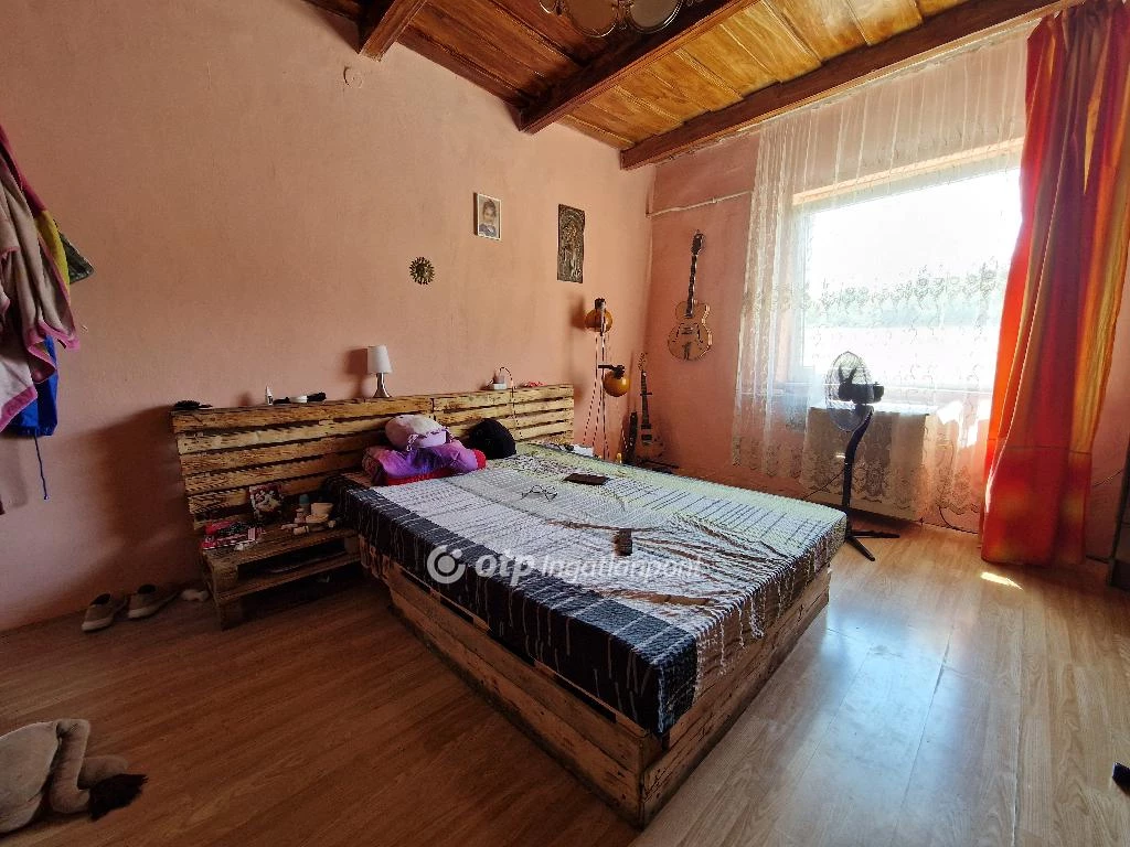 Eladó családi ház, Bagamér, Kertváros