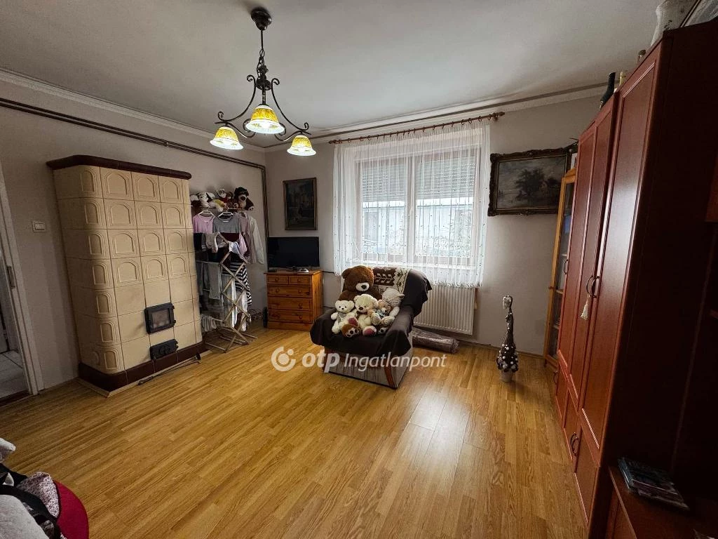 Eladó családi ház, Debrecen, Homokkert