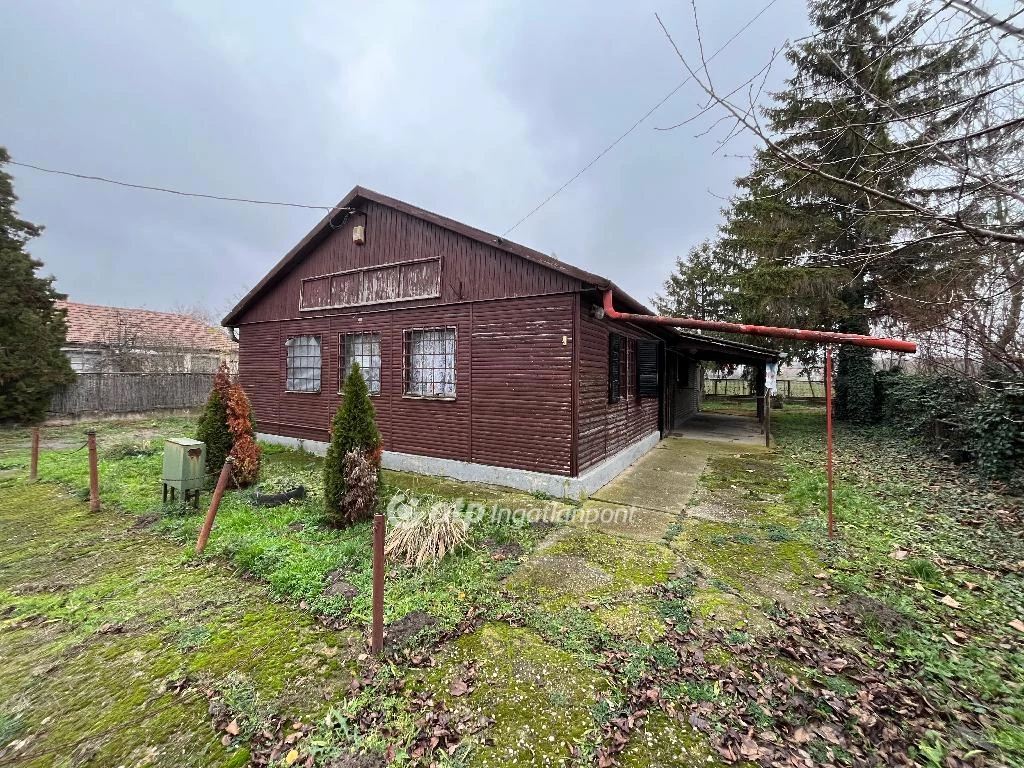 Eladó borozó, söröző, büfé, Körösszegapáti, Körösszegapáti