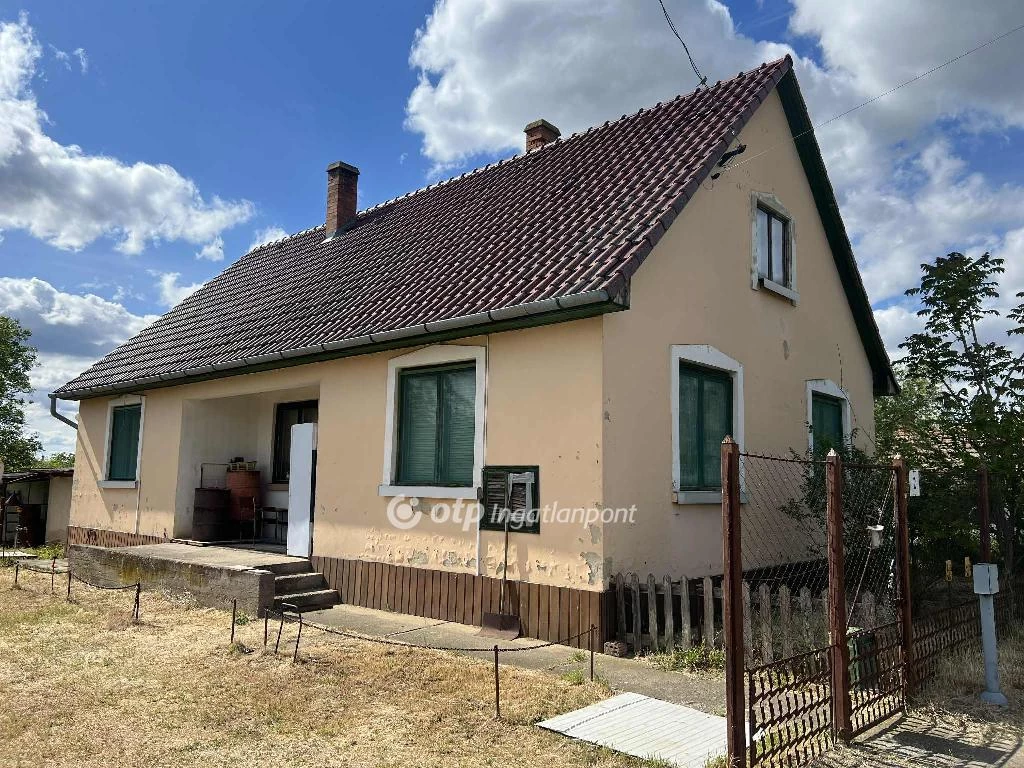 For sale house, Konyár, Új osztás