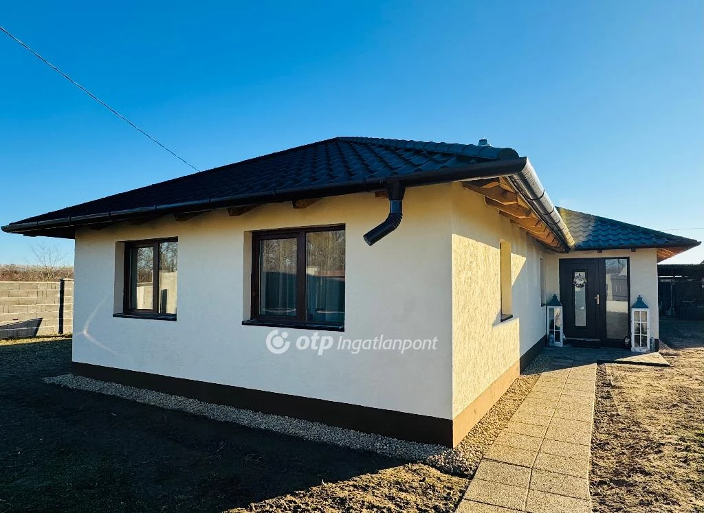 Eladó családi ház, Debrecen, Haláp