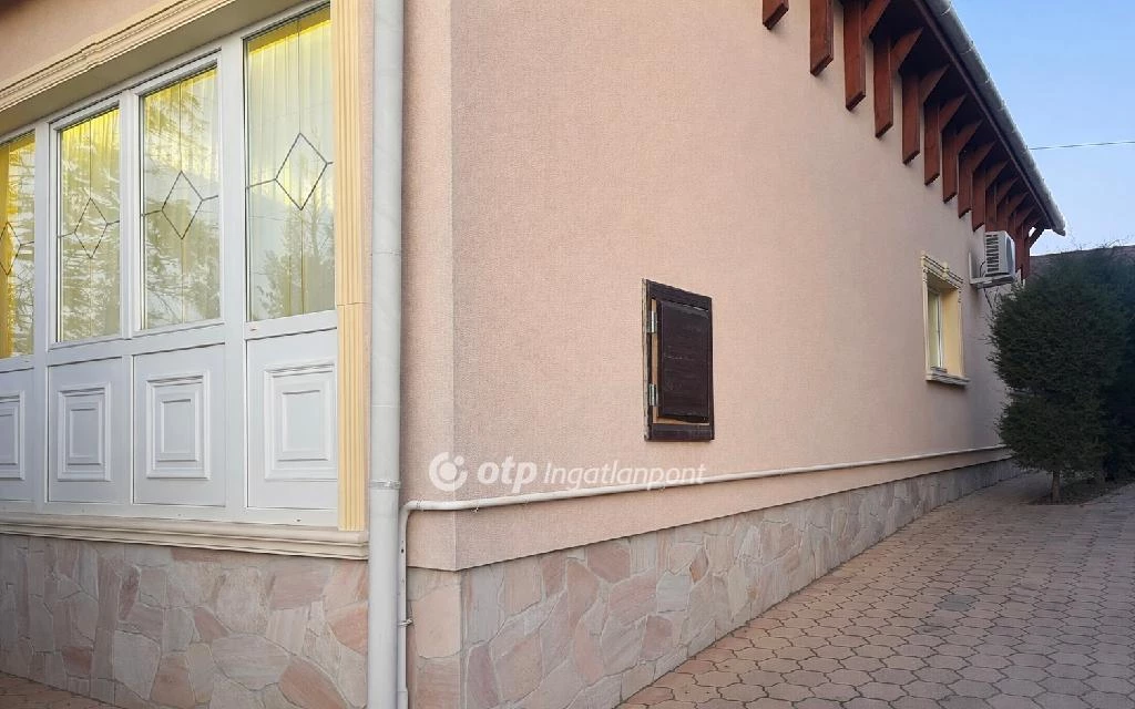 Eladó családi ház, Derecske, Belváros