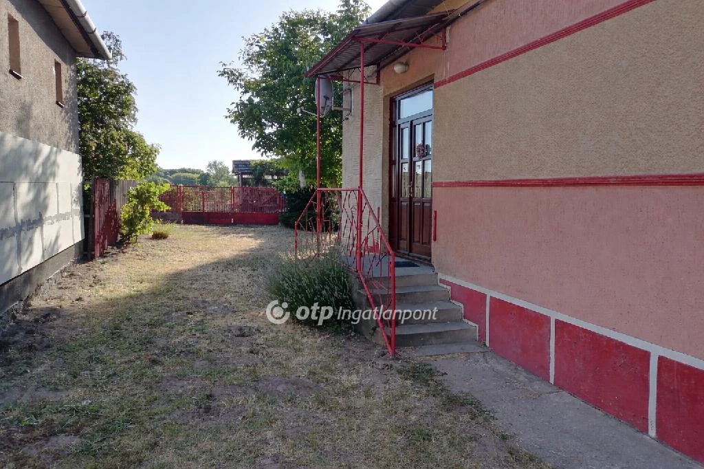 Eladó családi ház, Hosszúpályi, Belterület