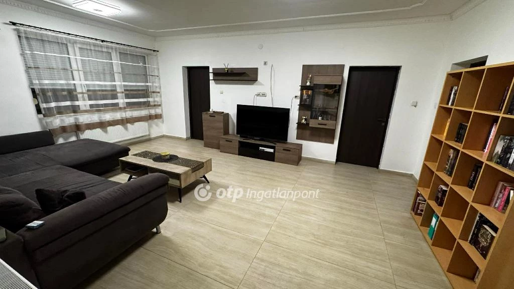 Eladó családi ház, Létavértes, Központ