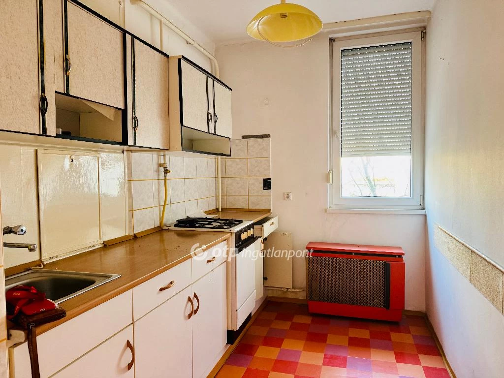 Eladó téglalakás, Debrecen, Fényesudvar