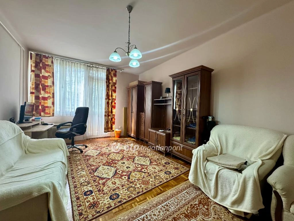 Kiadó téglalakás, Debrecen, Sestakert