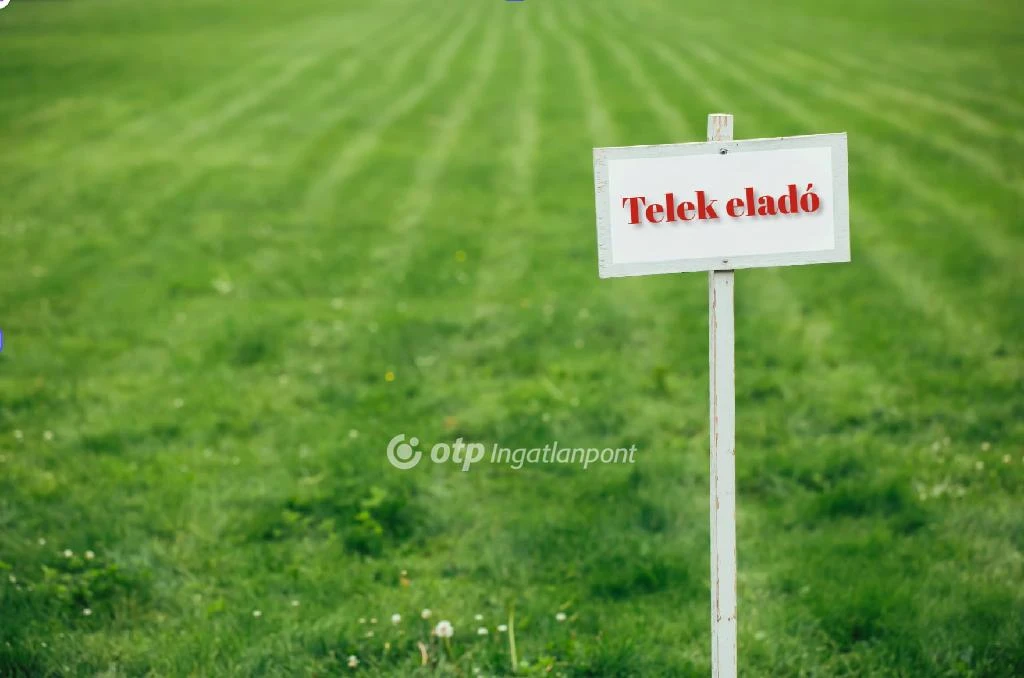 Eladó építési telek, Debrecen, Pac