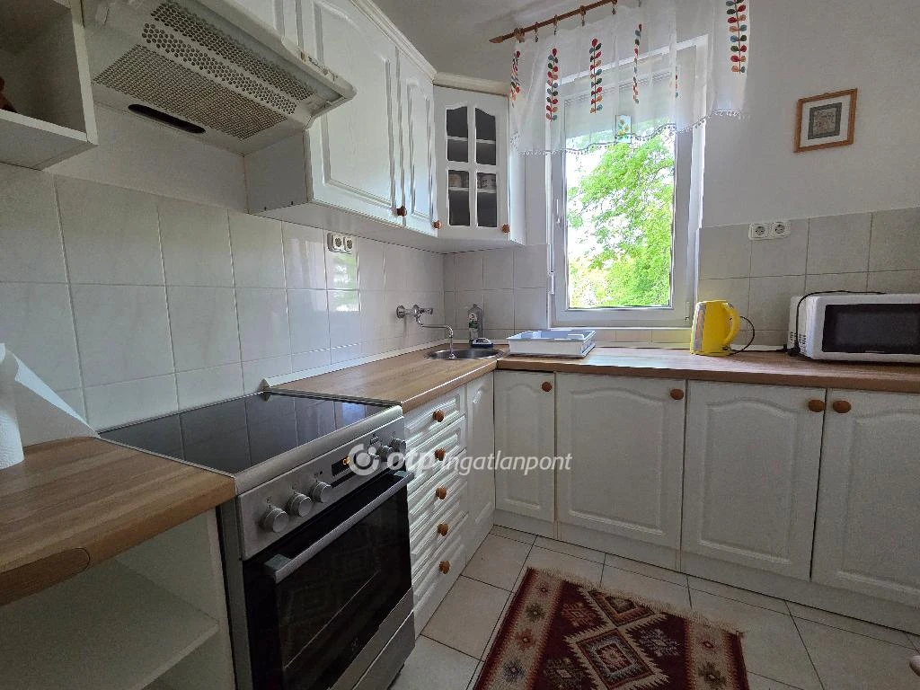 Kiadó téglalakás, Debrecen, Nagyerdő