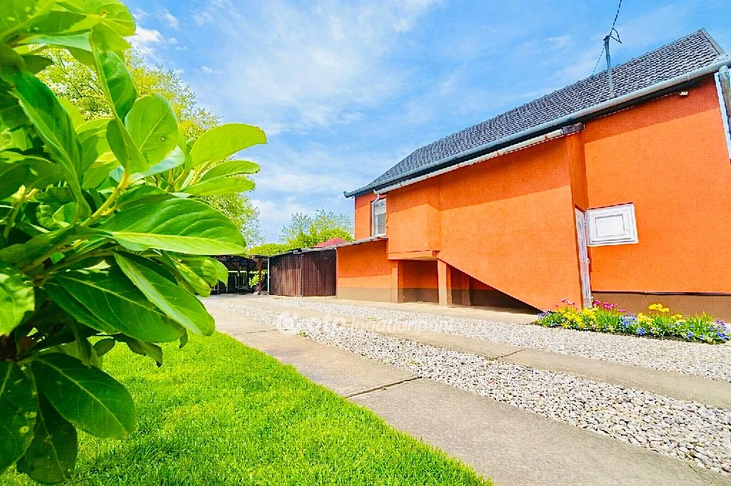 Eladó családi ház, Berettyóújfalu, belterület