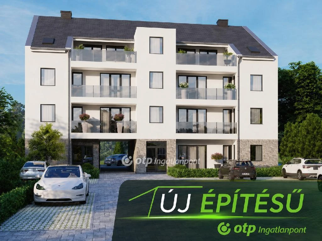 Eladó téglalakás, Téglás, Központ