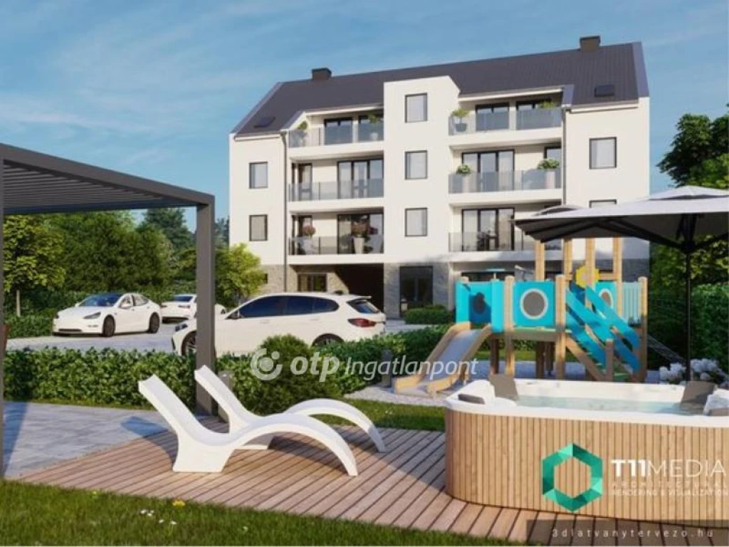 Eladó téglalakás, Téglás, Központ