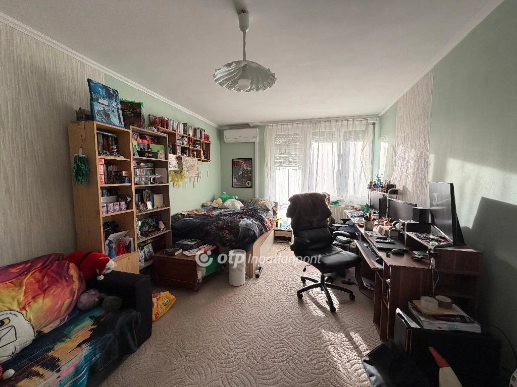 c3-1-name c2-19-name, Debrecen, Debrecen