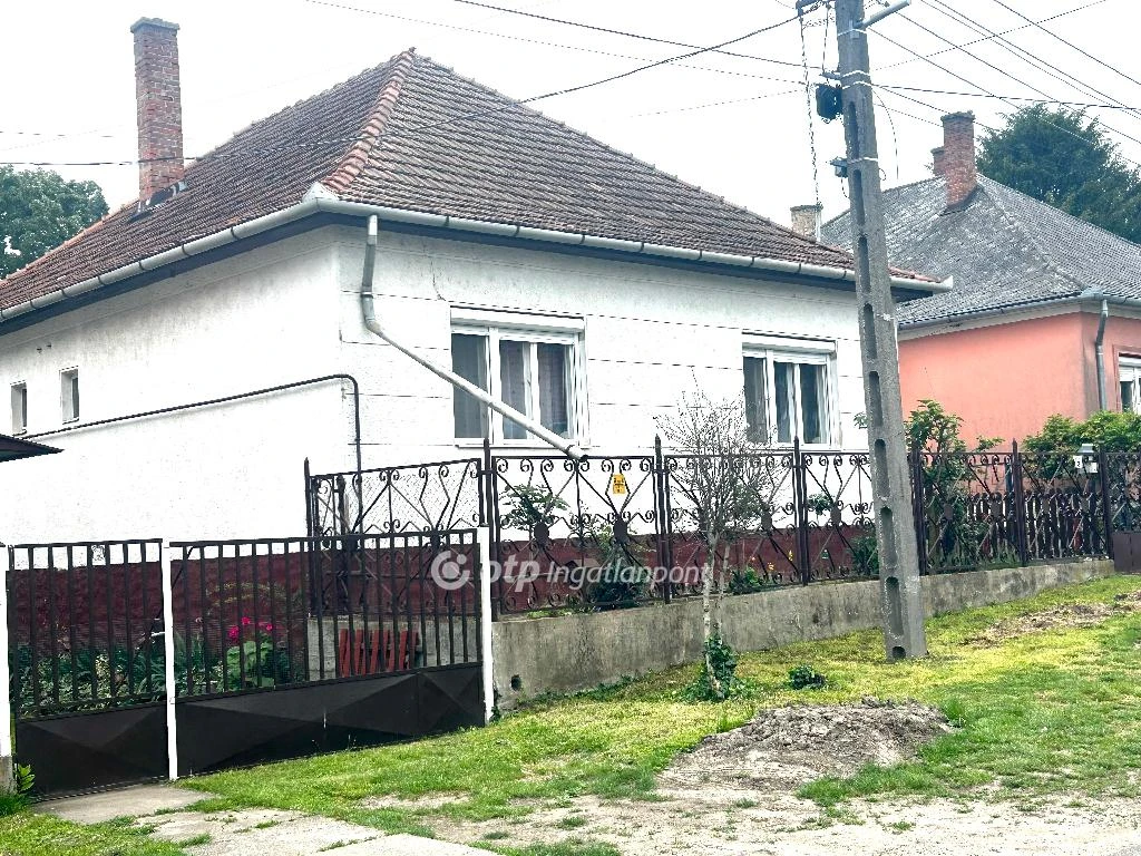 Eladó családi ház, Berettyóújfalu, Belváros