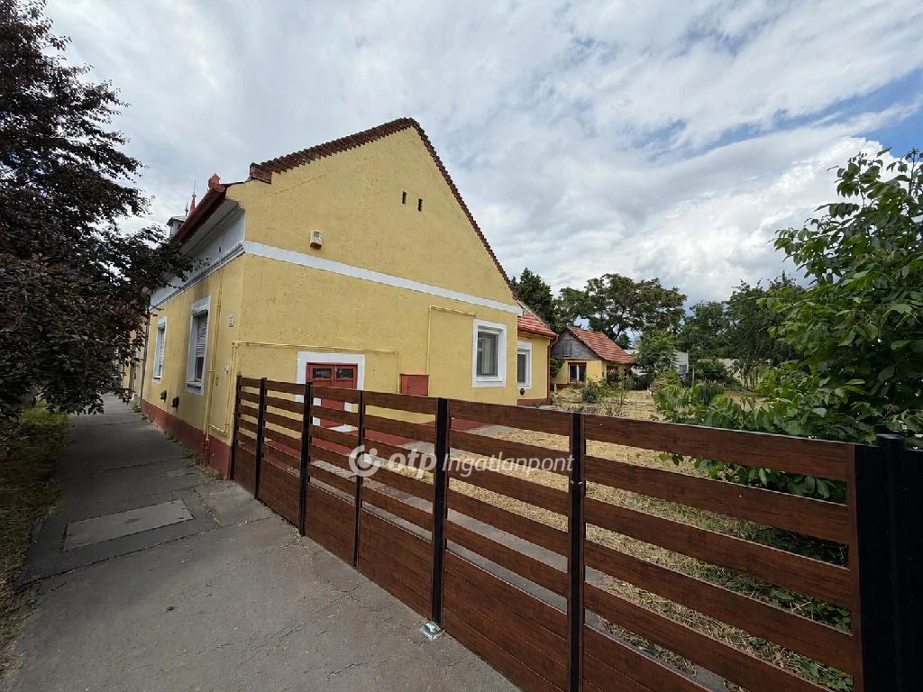 Eladó családi ház, Berettyóújfalu, Berettyóújfalu