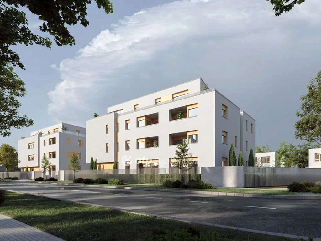 Eladó téglalakás, Debrecen, Postakert