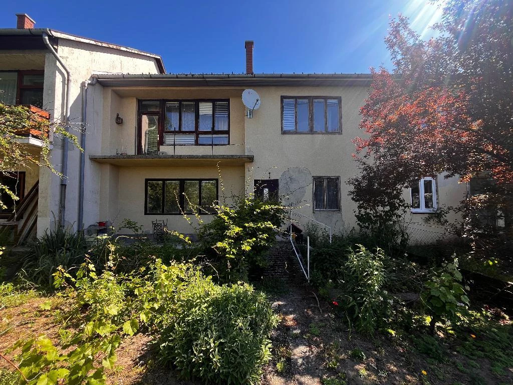 For sale terraced house, Előszállás