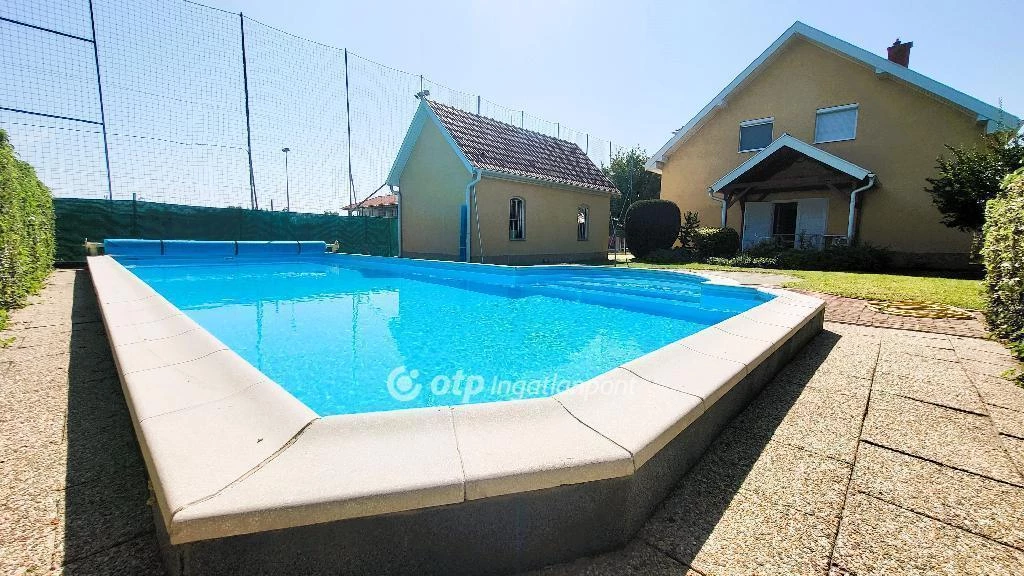 For sale house, Dunavarsány, Központ