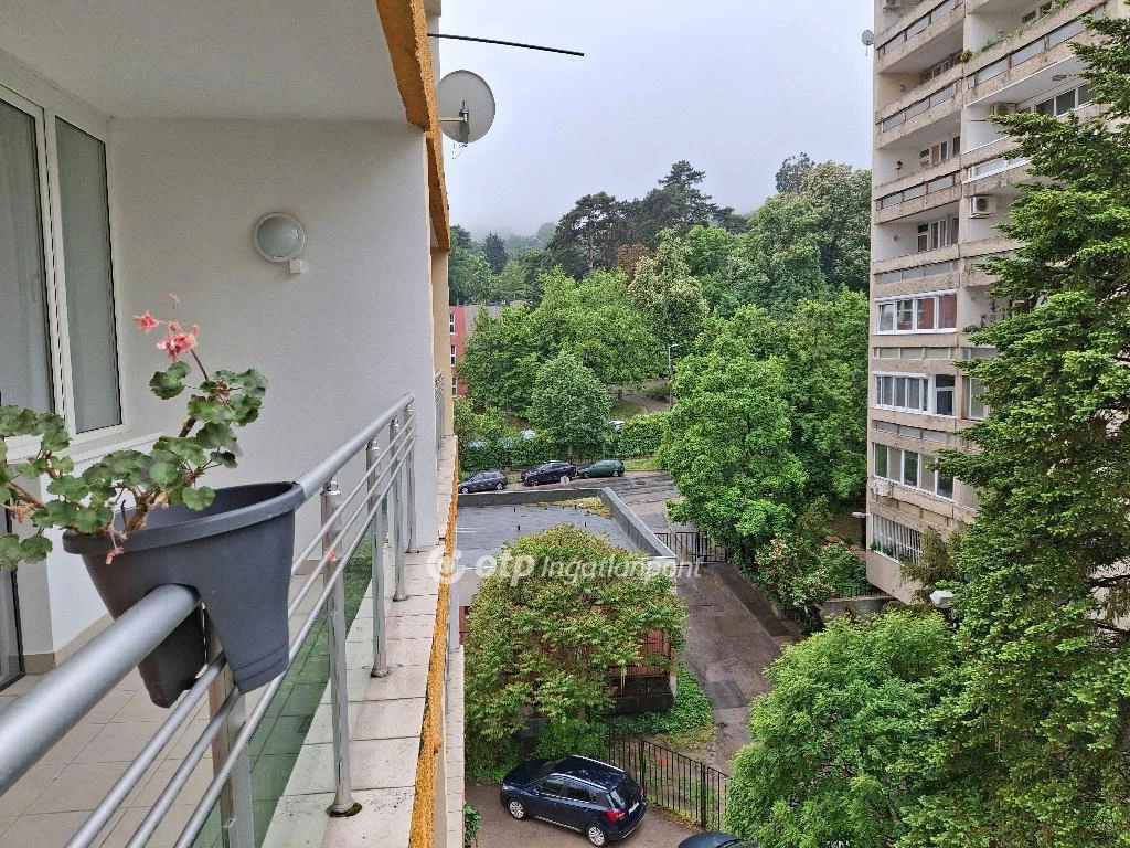 Eladó Lakás, Budapest 2. ker.